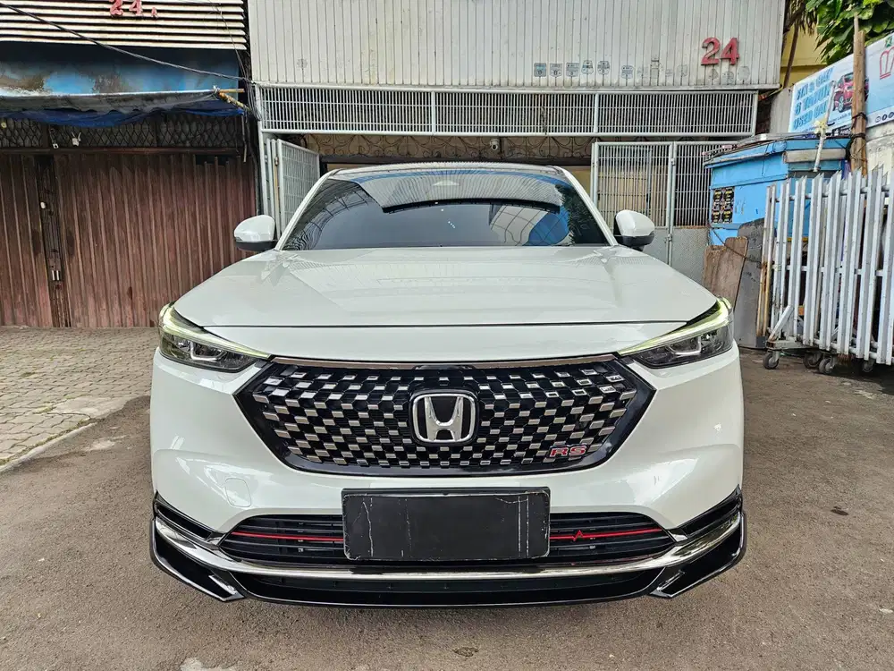 30 rb km Honda HRV RS 1.5 Turbo Sensing 2023 nik 2022 putih E white SE