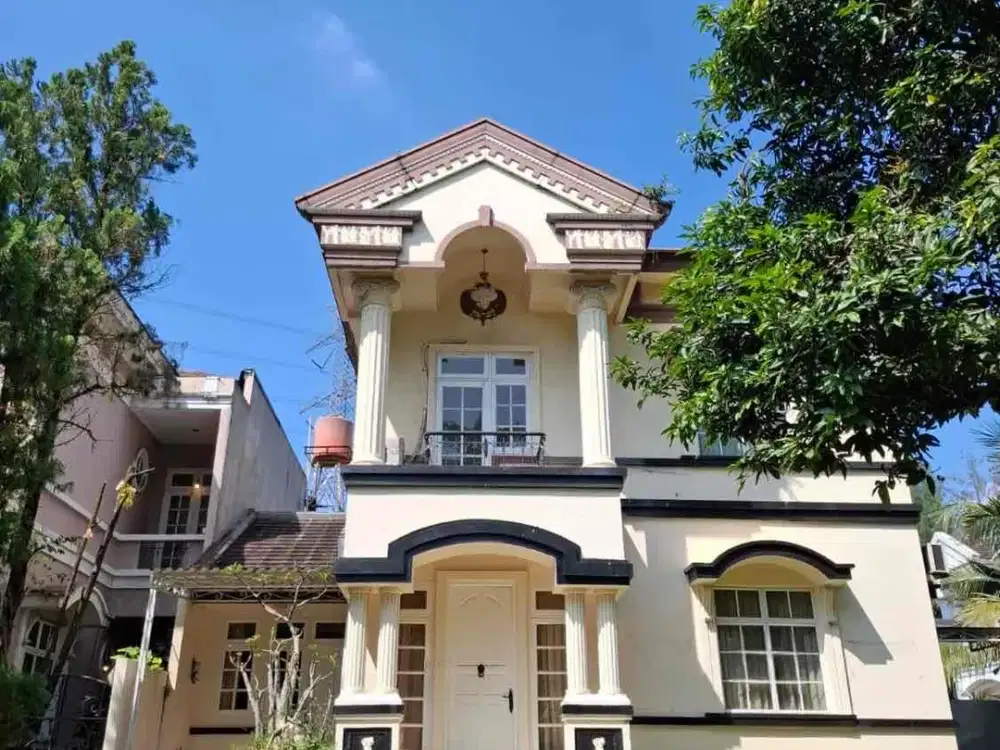 AA155 Dijual Rumah Classic di Legenda Wisata Cibubur