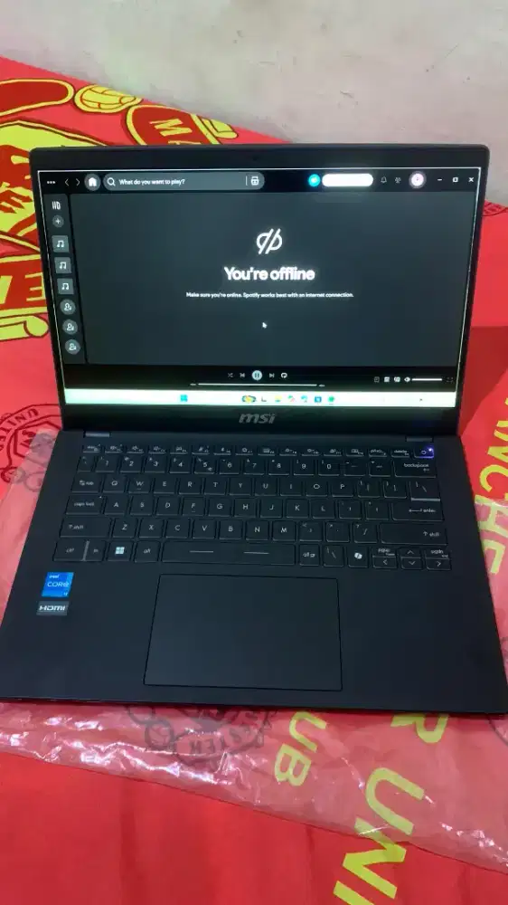 Laptop MSI gen 11 core i3