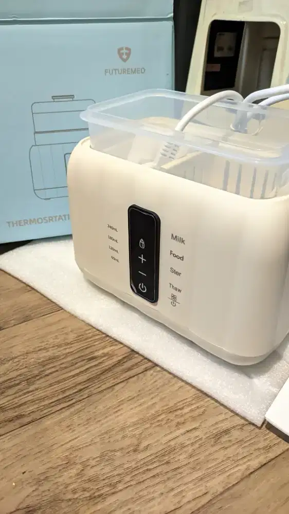 Thermosrtatic bottle warmer