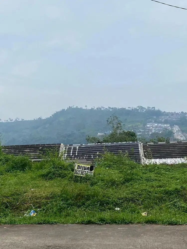 Tanah dekat kota baru parahyangan