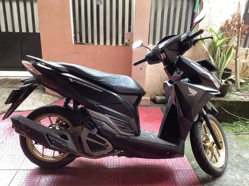 VARIO 150 th 2018 akhir