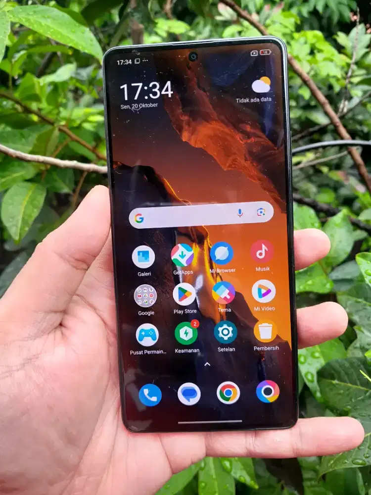 Poco F5 5G 8/256gb batangan tinggal pakai minus shadow kuning