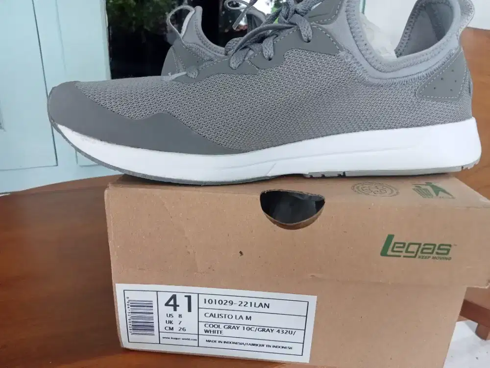 Sepatu Legas baru