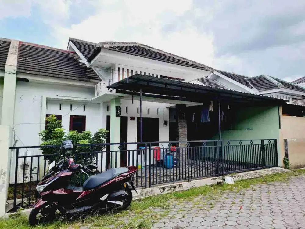 Rumah Cantik Luas di Gedongan Colomadi. Siap Huni dekat Pintu Tol dan Tugu Boto