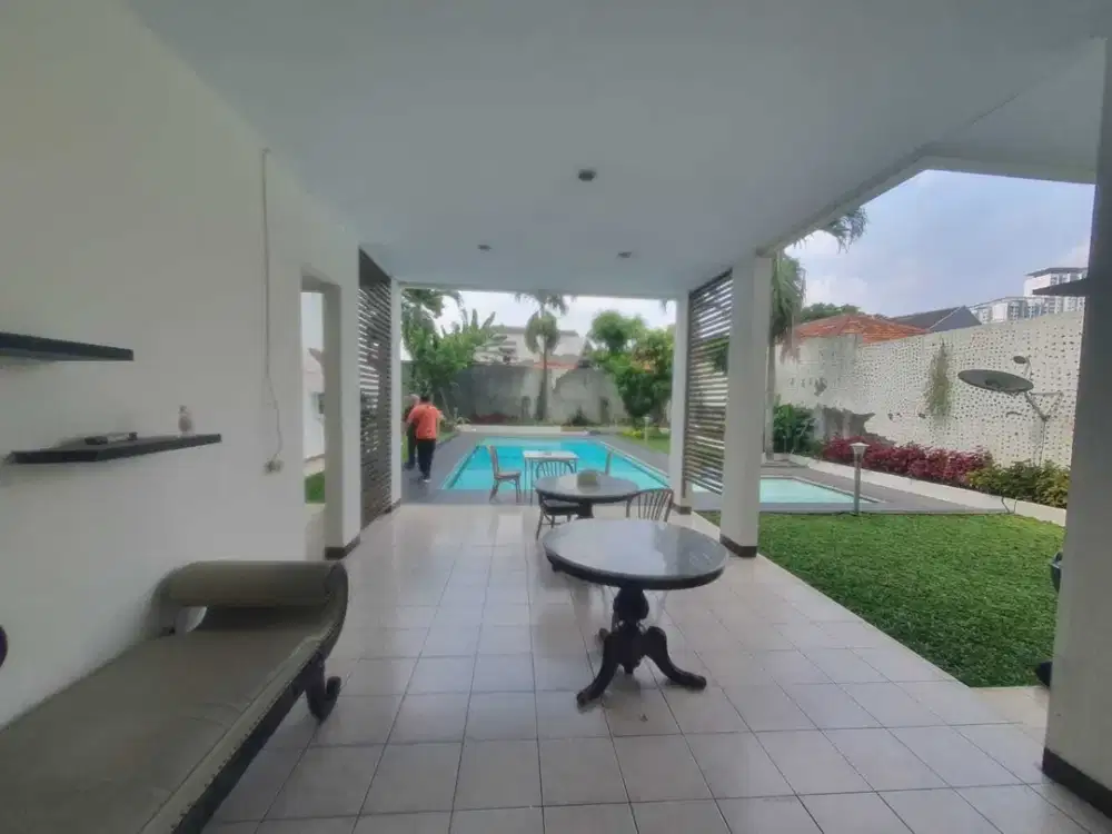 Rumah Mewah di Rasamala Menteng Dalam Jakarta