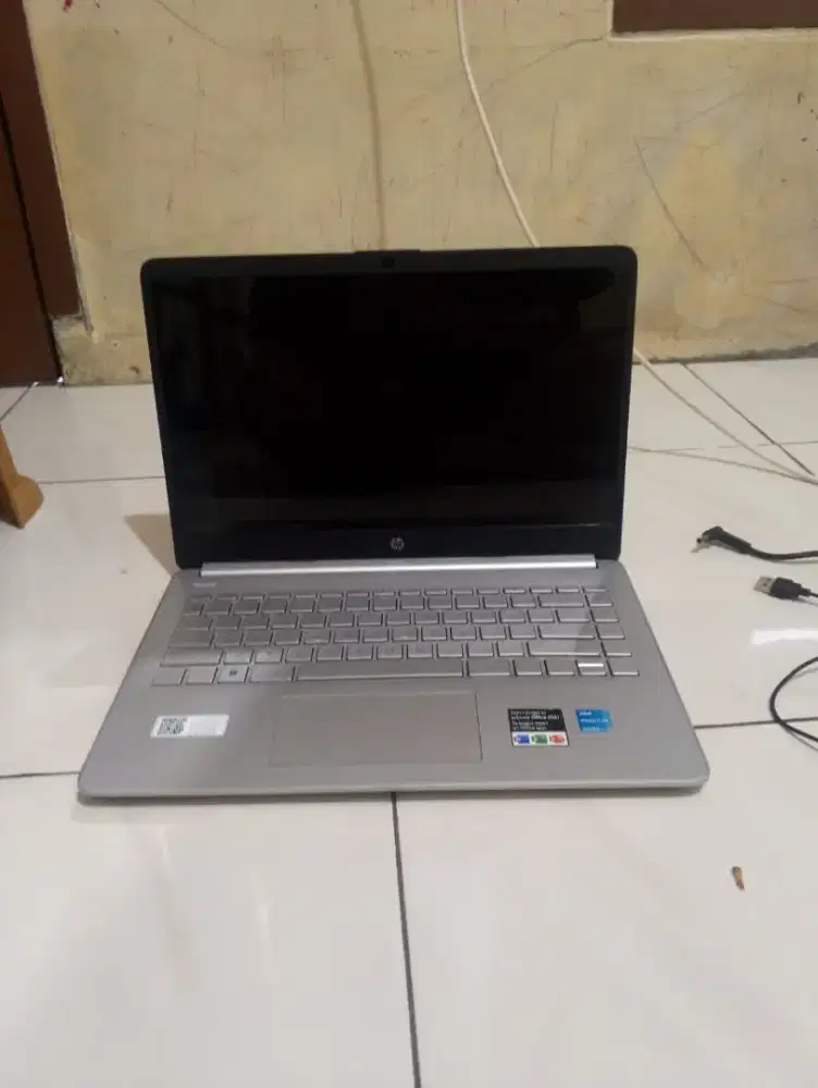 Laptop HP 14s 2023 siap pakai dan harga bersahabat