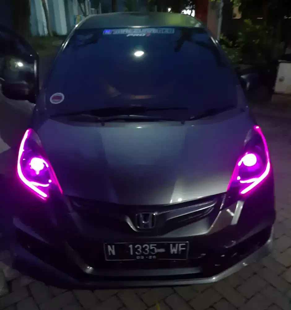 Honda Jazz full modifikasi RS  AT 2012 low KM velg ban baru istimewa