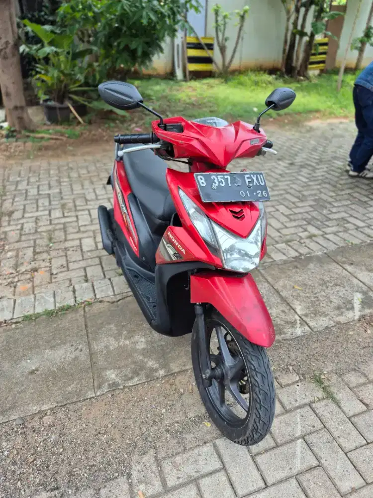 Dijual Honda Beat FI tahun 2015 pajak hidup