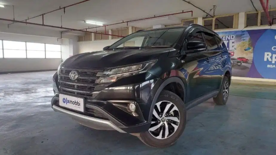 DP Rendah  9JT Toyota Rush 1.5 G Bensin-AT 2018 Silver