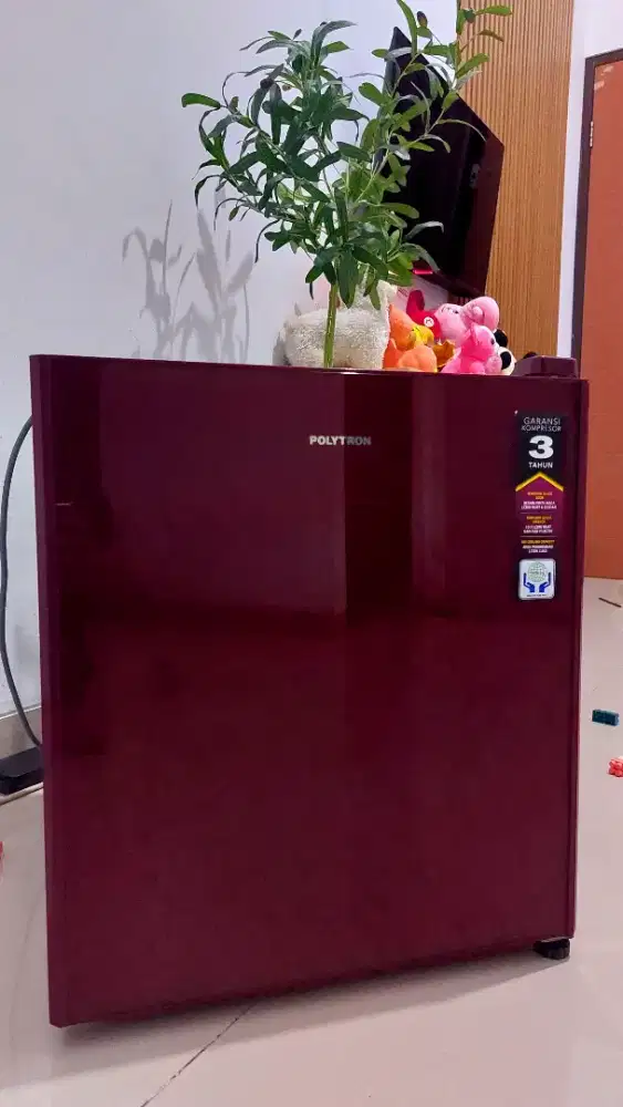 Kulkas Mini Polytron MURAH!
