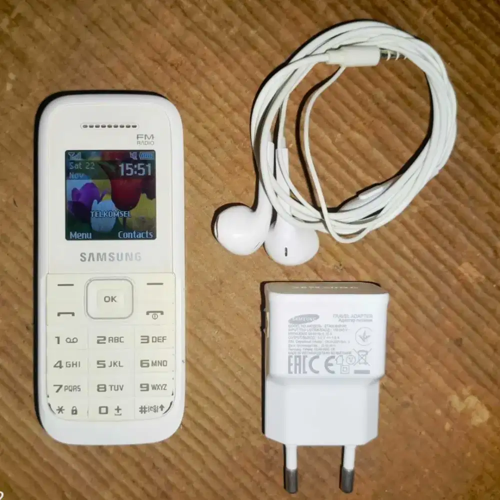 Samsung Keystone 3 warna putih