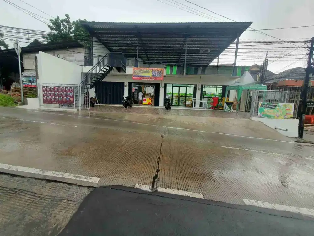 Kios Murah di pinggir  JL. Raya  Kapten Yusuf , Taman Sari Ciapus