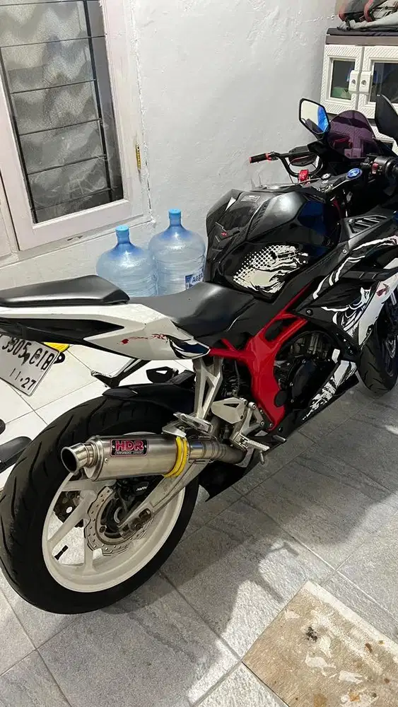 CBR 250rr CBR 250 rr TIPE ABS KABUKI EDITION!