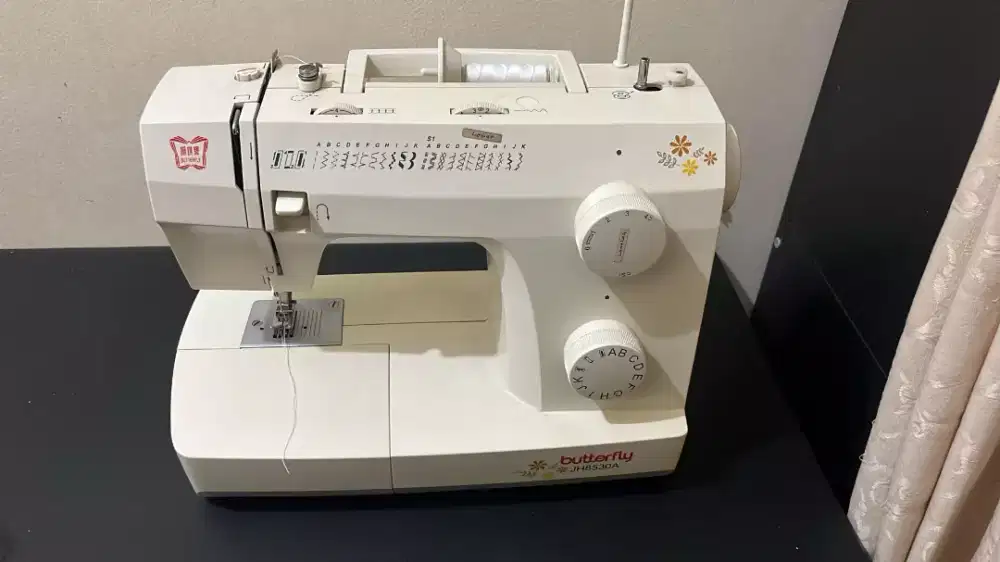 Di jual mesin jahit portable mrek BUTTERFLY