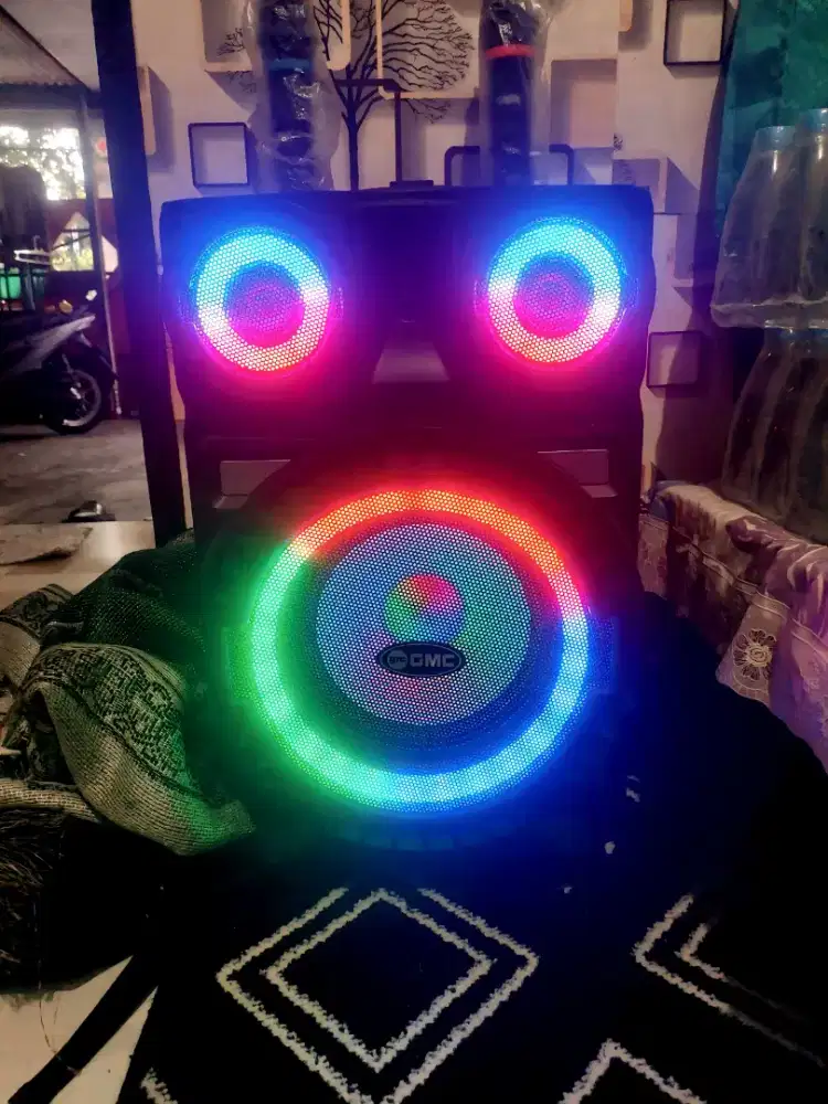 Speaker bluetooth GMC