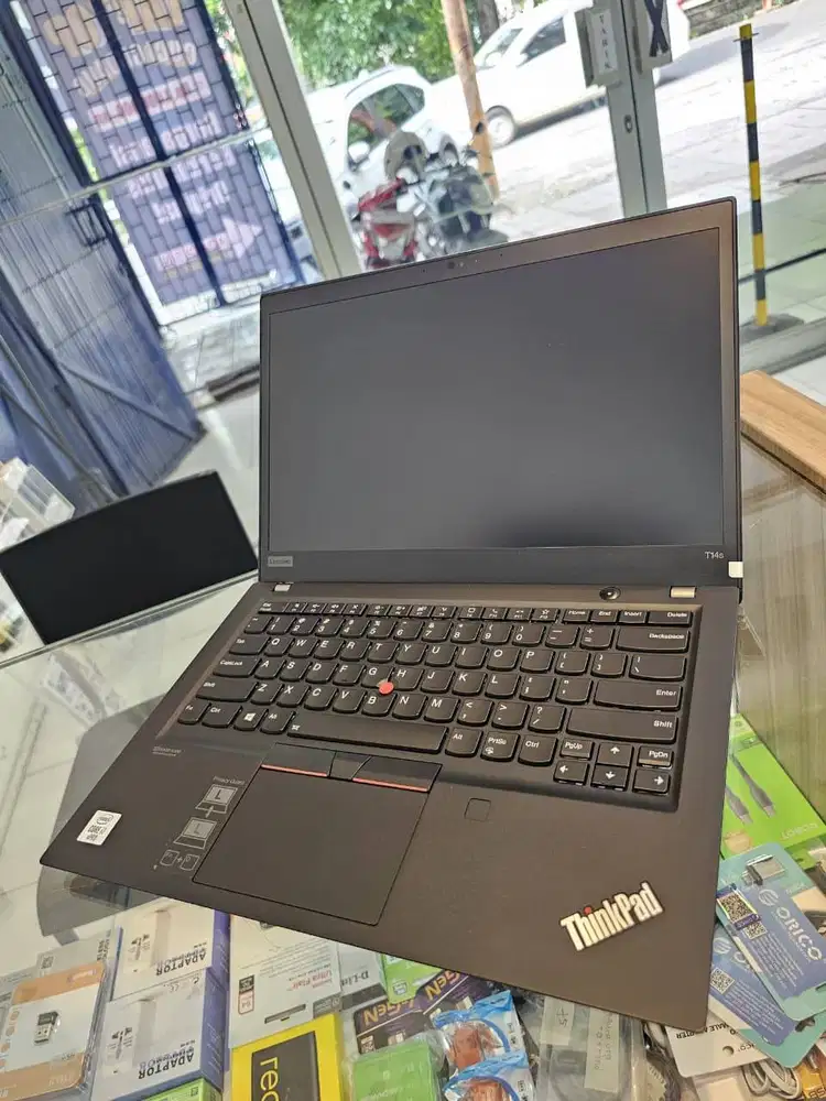 Laptop Core i7 Layar Sentuh Slim Premium