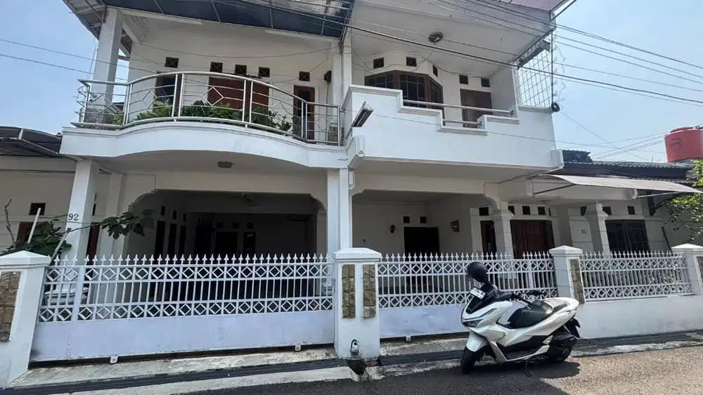 Rumah Riung Bandung  komplek  dkt Summarecon gedebage  harga terbaik