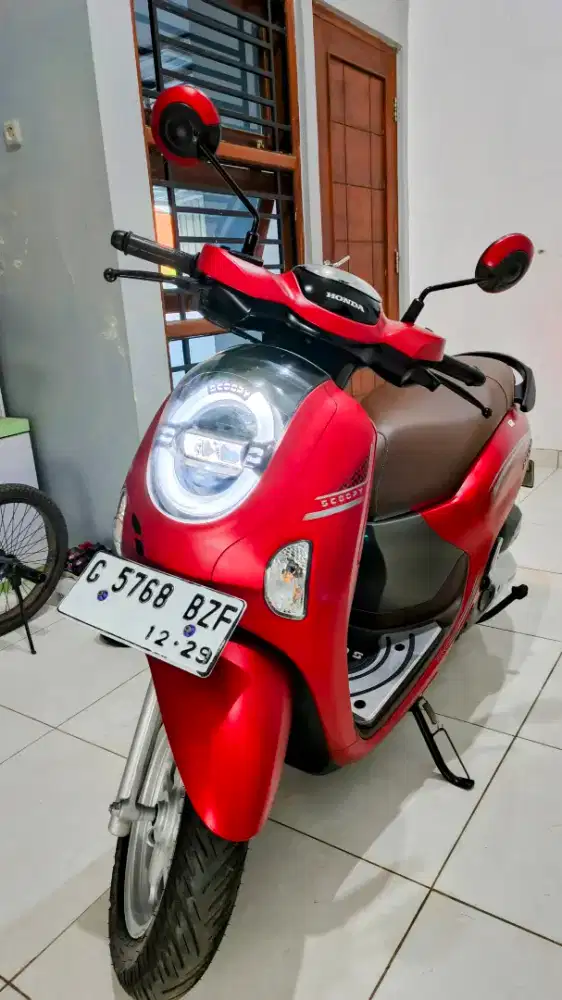 Scoopy Prestige 2024