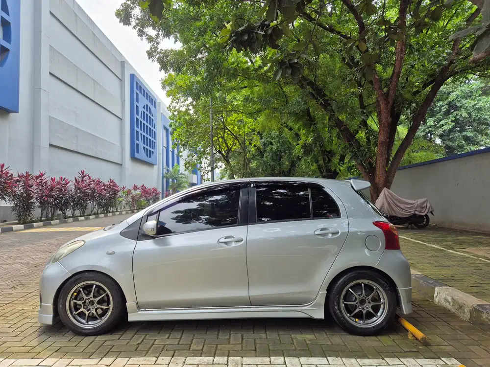 Toyota Yaris E  2013 Facelift Automatic
