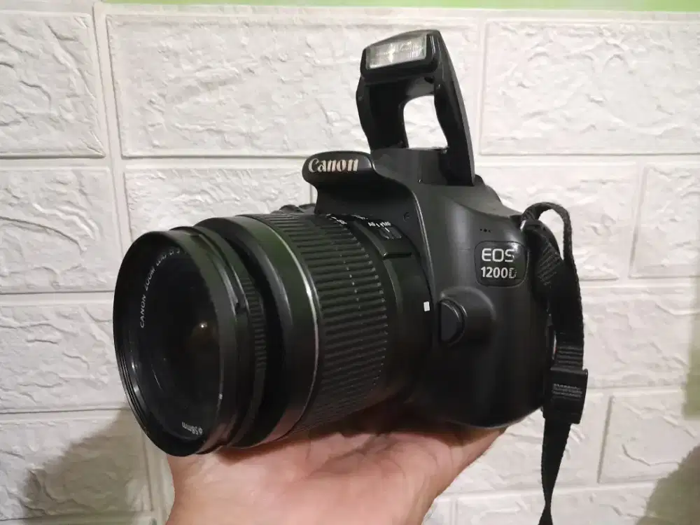 Kamera dslr Canon 1200D
