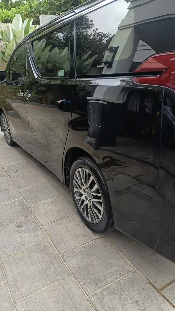 Toyota Alphard G AT 2017 LOW KM