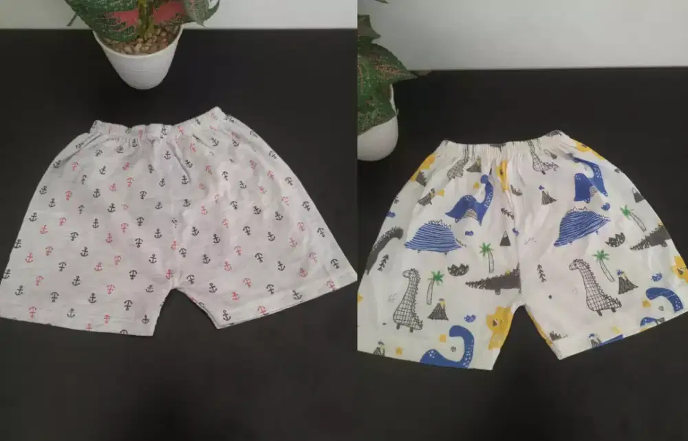 2pcs celana pendek kosongkan lemari