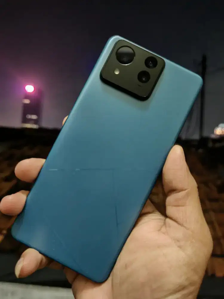 Asus Zenfone 11 Ultra 5G 12/256Gb Mulus masih Garansi bisa TT