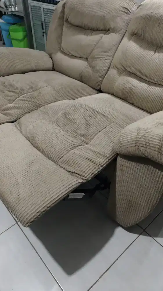 Sofa 2 Seater Recliner Nyaman Empuk