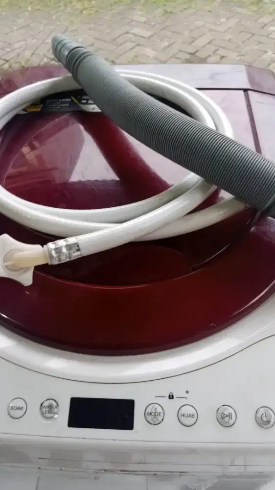 mesin cuci 1 tabung merek polytron