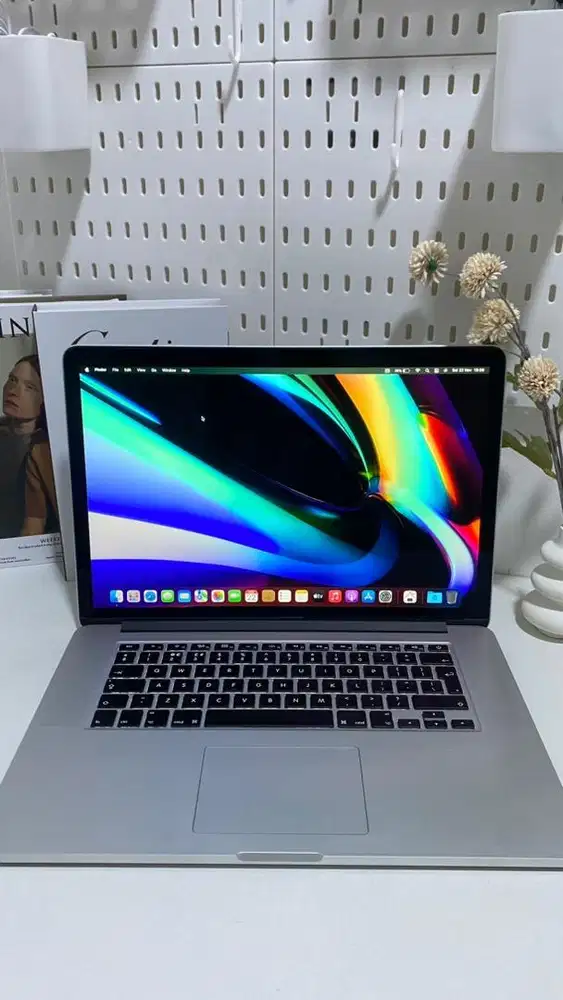 MacBook Pro 2015 15inch, 16/128GB i7 SECOND