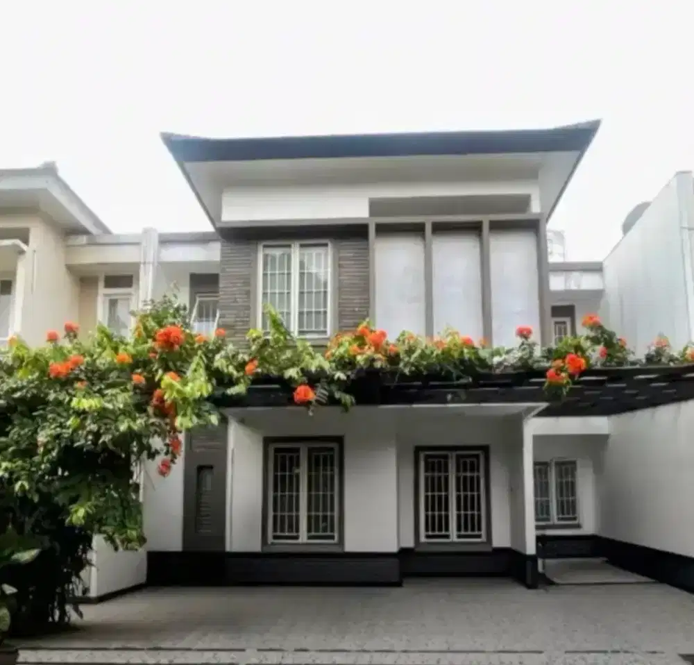 Dijual rumah Taman Kencana dkt Pajajaran