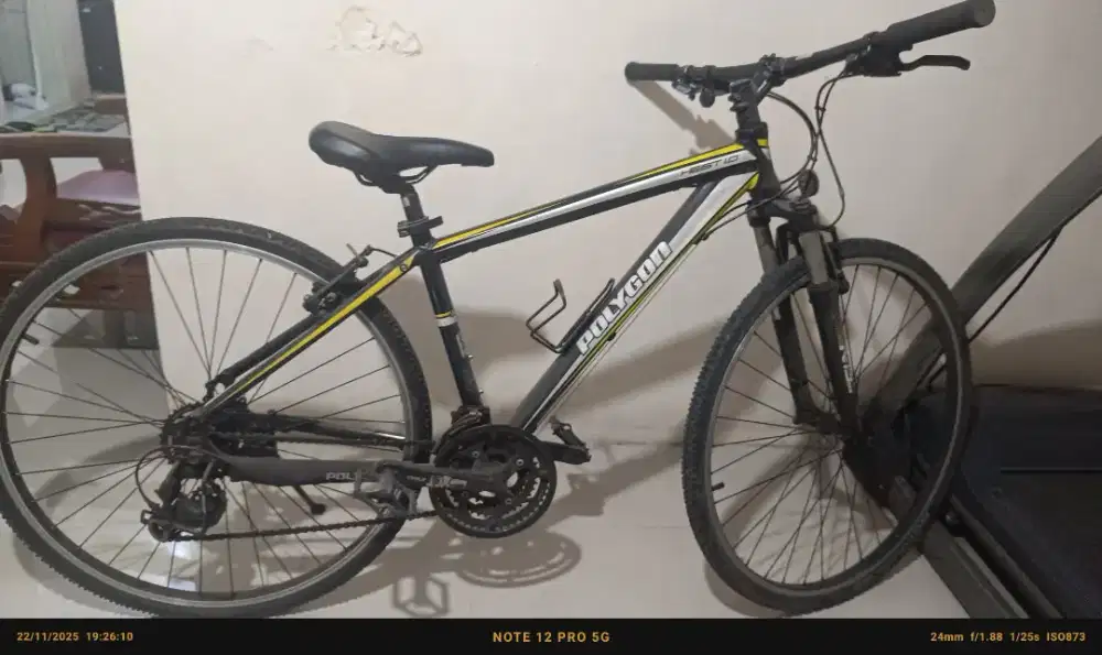 Sepeda polygon heist 10