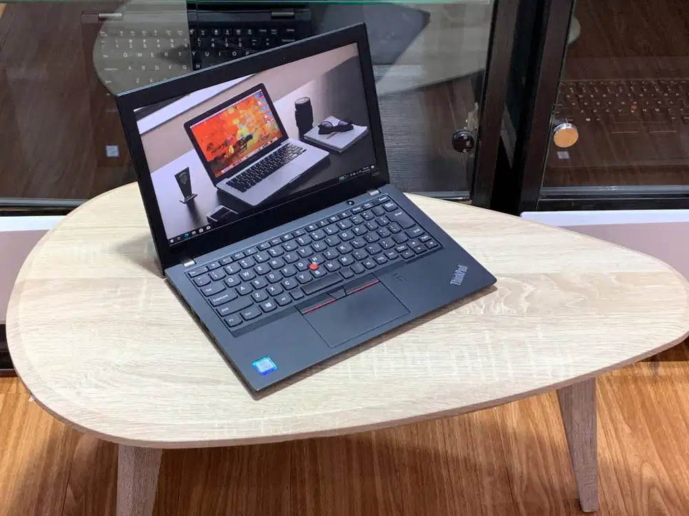 Laptop Desain Grafis Core i5 Gen 8 Eks kantoran Lenovo Thinkpad X280