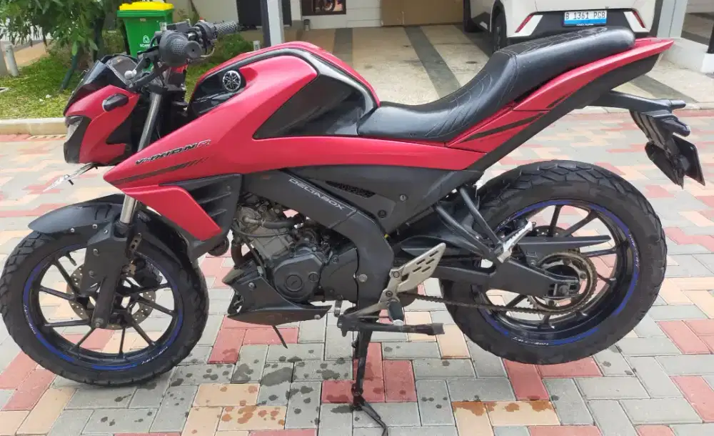 VIXION R 2017, nyari Lexi
