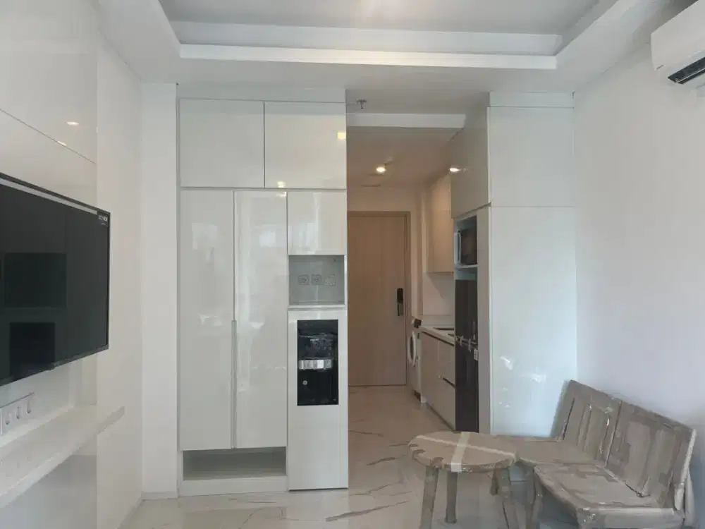 DIJUAL MURAH APARTEMEN SOUTH QUARTER (FULLY-FURNISHED, BRAND NEW)