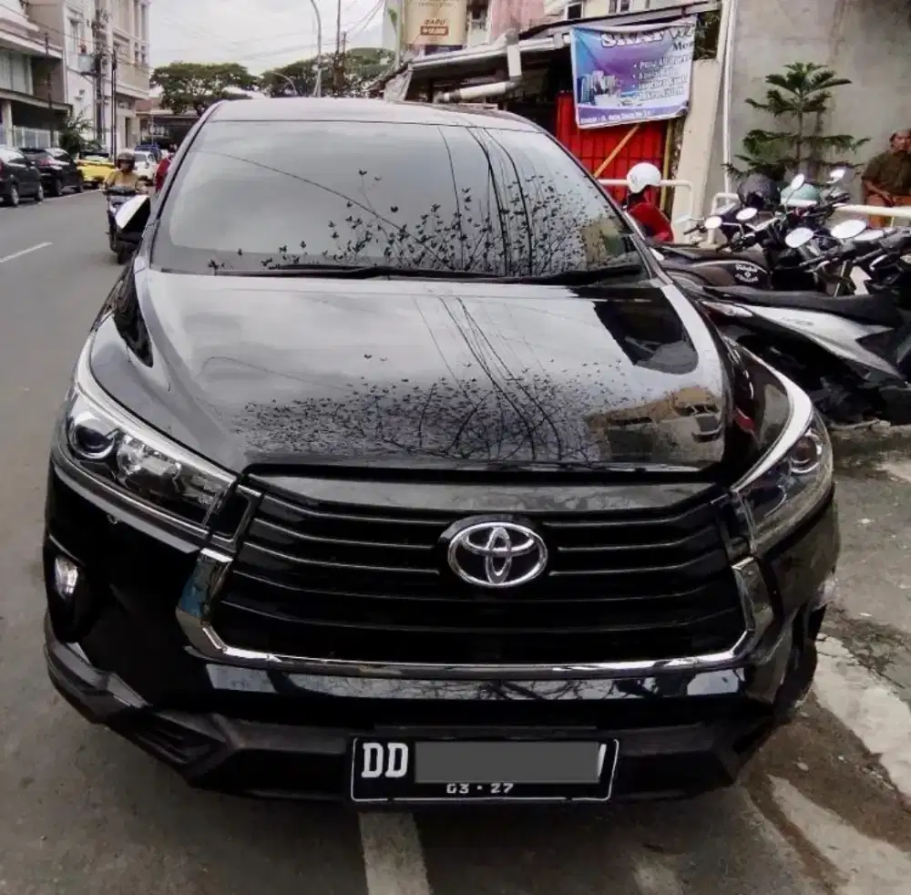 TOYOTA INNOVA VENTURER 2.4 A/T NIK 2022