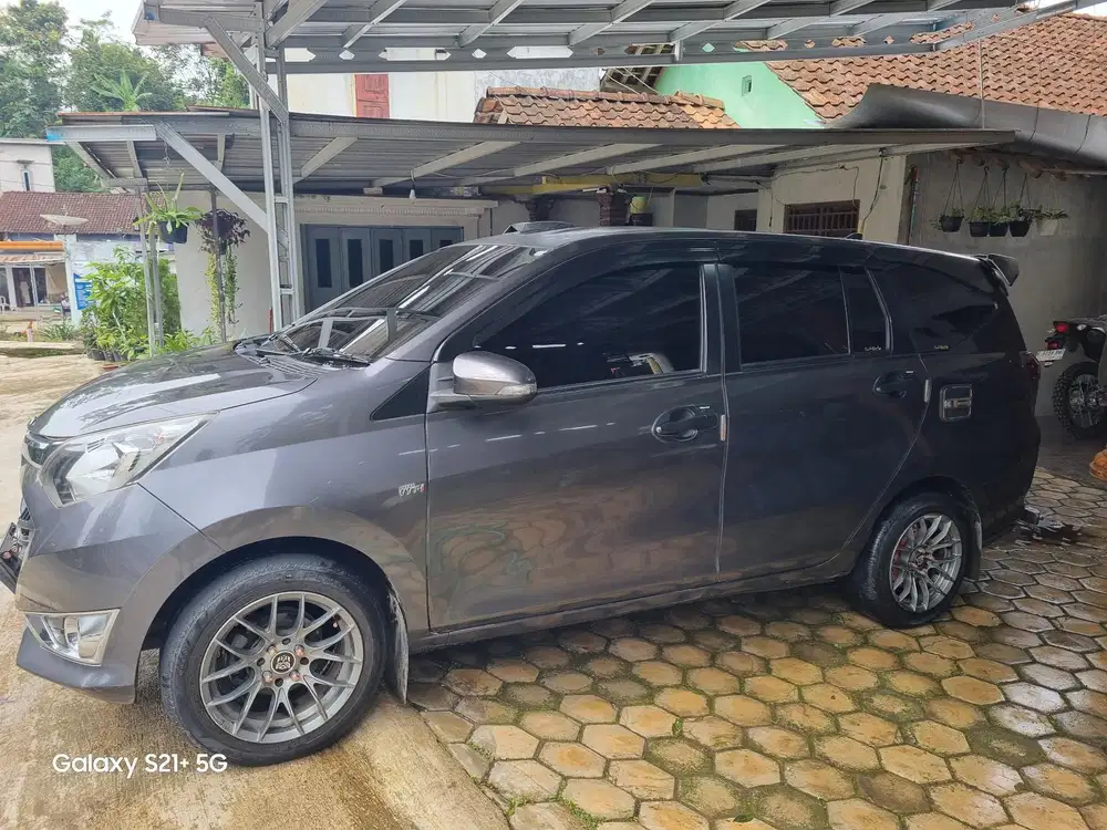 Daihatsu Sigra 2016 Bensin
