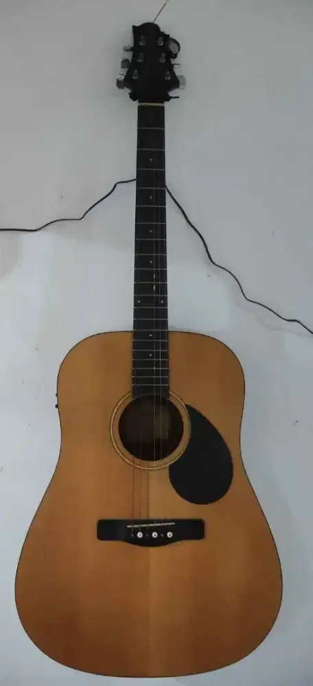 DIJUAL GUITAR SAMICK, MERK GREG BENNET type GD 303