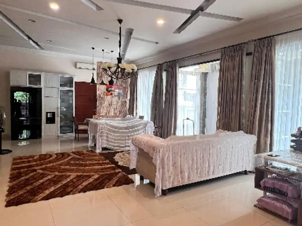 TURUN HARGA Jual Rumah Siap Huni di Sunter Permai Jaya dengan ornamen kayu Jepara dan harga di bawah NJOP LT 293m2 posisi hook