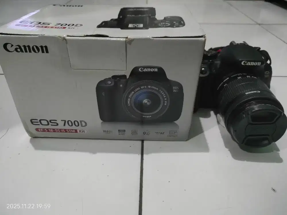 Jual Kamera CANON EOS 700D + LENSA KIT 18-55MM