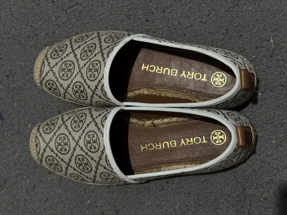 Sepatu Tory Burch