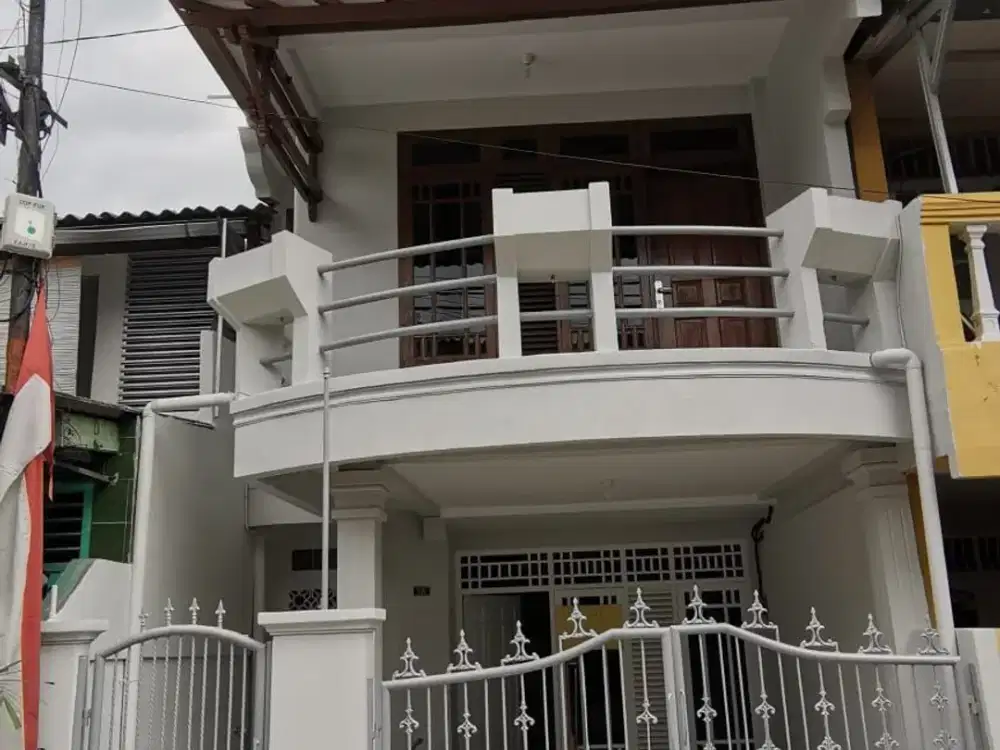 MURAH RUMAH 2 LT DI PERUM DKI PONDOK KELAPA DUREN SAWIT JAKARTA TIMUR