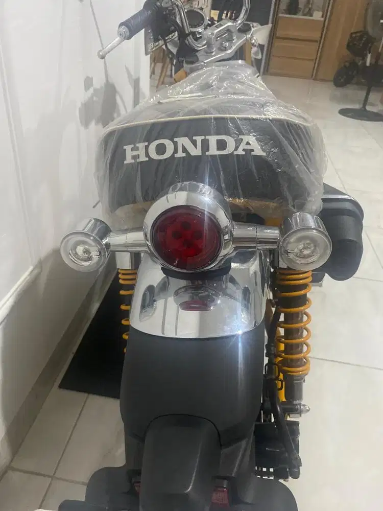 jual motor honda monkey 2022  rare like New low Km istimewa