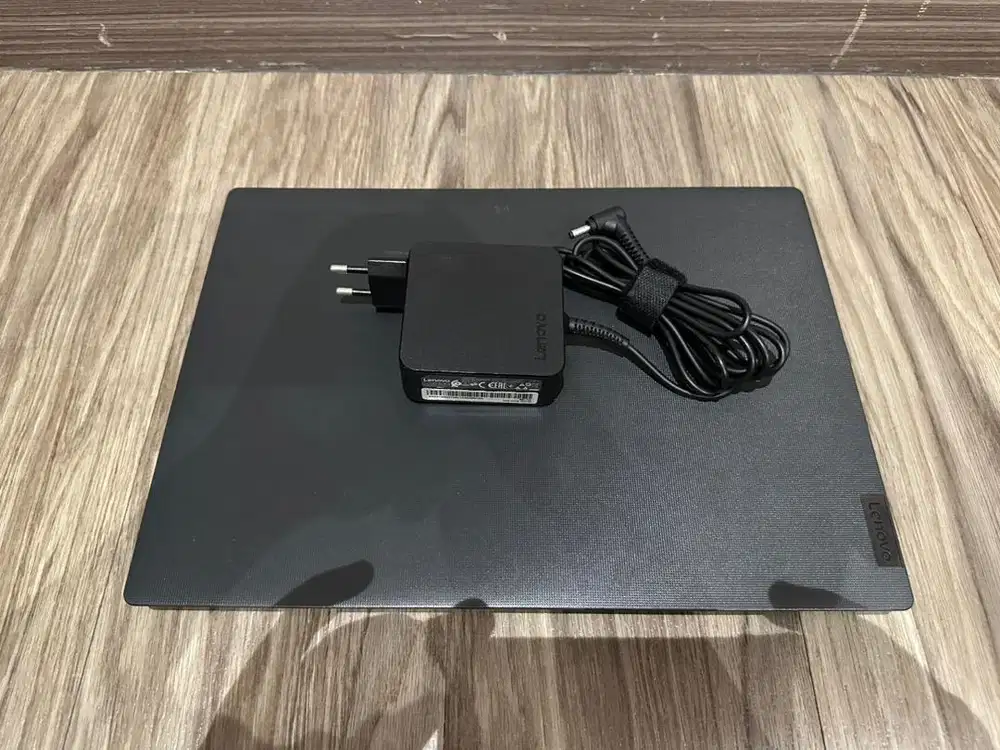 Lenovo Ideapad Slim 3 Intel Core i5 RAM 4GB SSD 512GB Windows 11