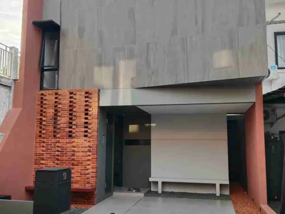 FOR SALE ! RUMAH FULL RENOVASI DEKAT BINTARO