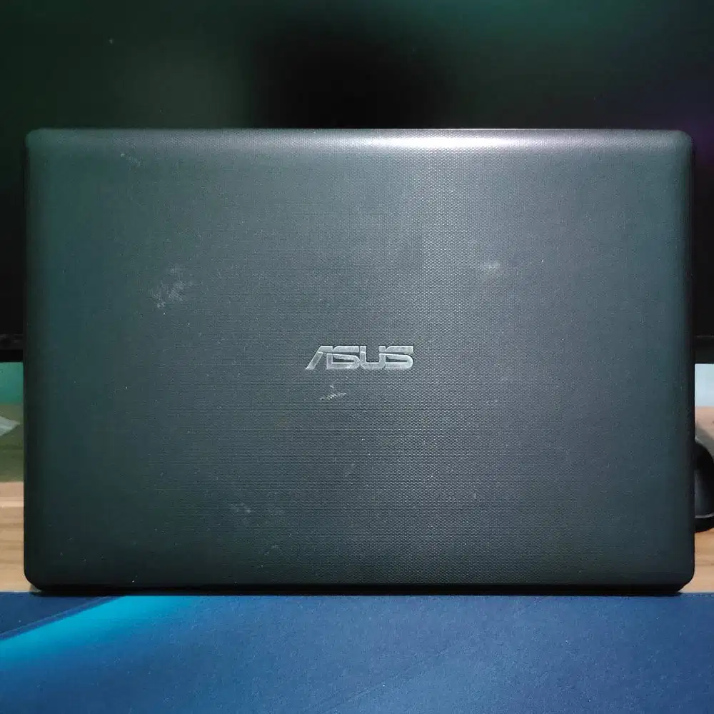 Casing Laptop ASUS X452C Bagian Cover Layar, Tengah Keyboard & Bawah