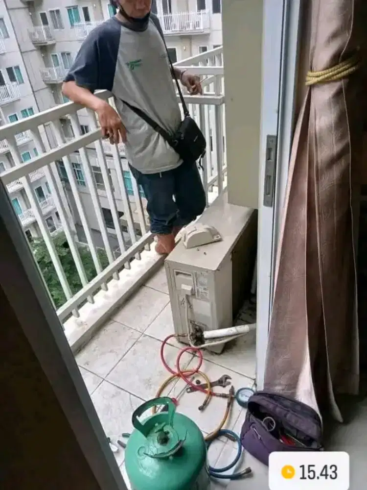 SERVIS AC MESIN CUCI KULKAS DLL