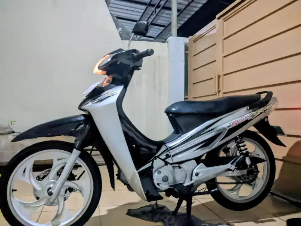 Honda Kharisma tahun 2005 Pajak PANJANG