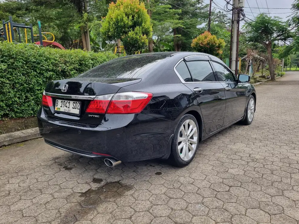 Honda Accord 2015 Bensin